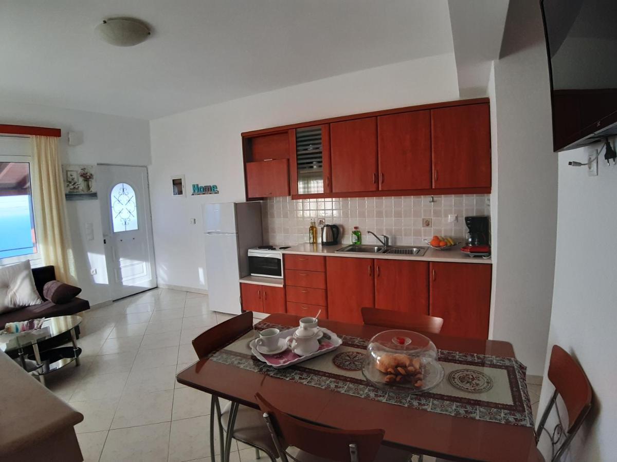Roussa'S View Apartments Sitia  Ngoại thất bức ảnh